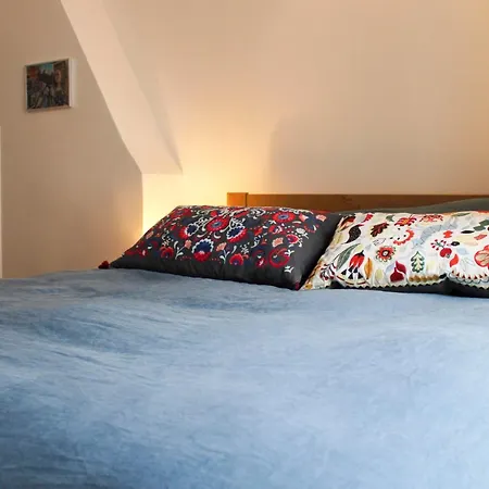 Charming Parisian Just Steps From Montmartre Paris
